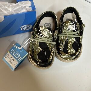 Hey Dude Kids Sneakers in Green and Black